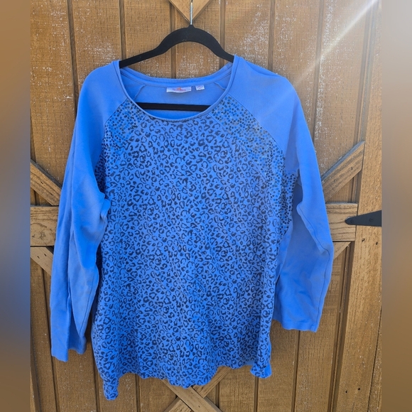 Blue Leopard Print Women's Top - Picture 1 of 4